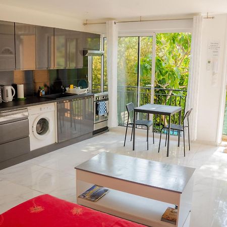 La Turbie, Charmant Logement. Buitenkant foto